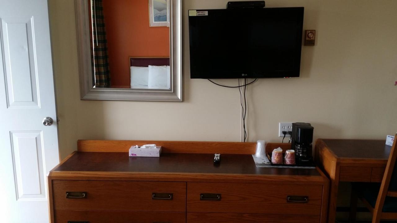 River Mist Inn Sturgeon Falls Exterior foto
