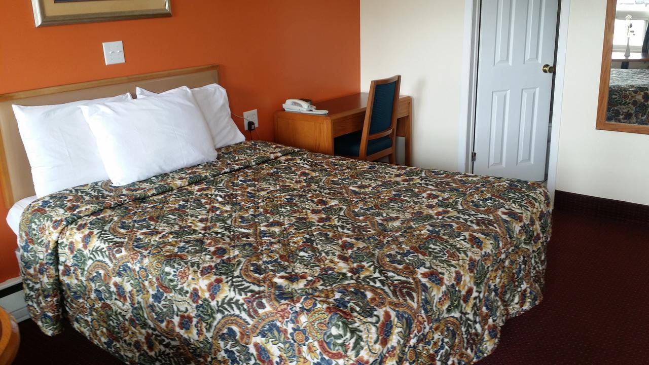 River Mist Inn Sturgeon Falls Exterior foto