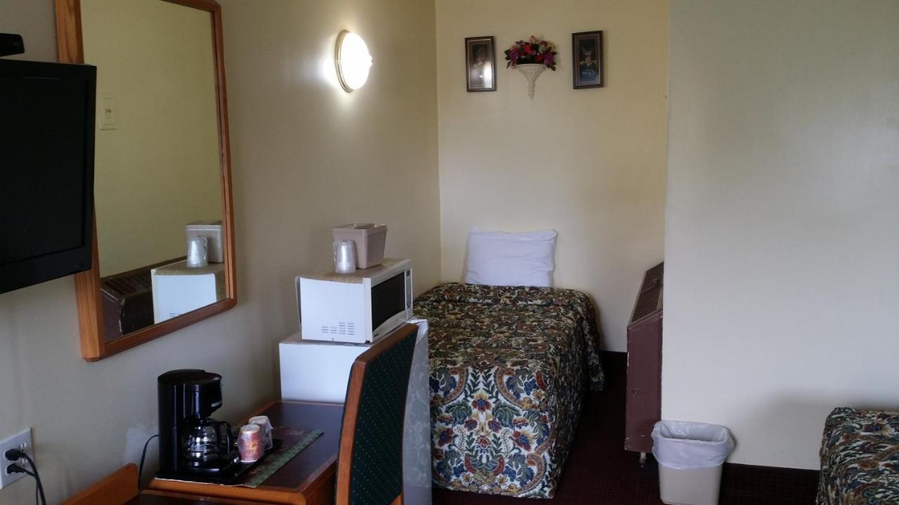 River Mist Inn Sturgeon Falls Exterior foto