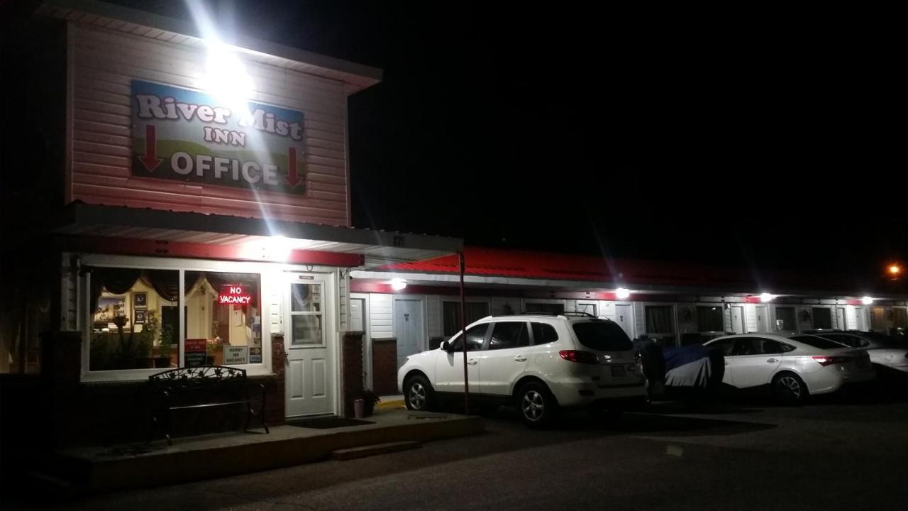 River Mist Inn Sturgeon Falls Exterior foto
