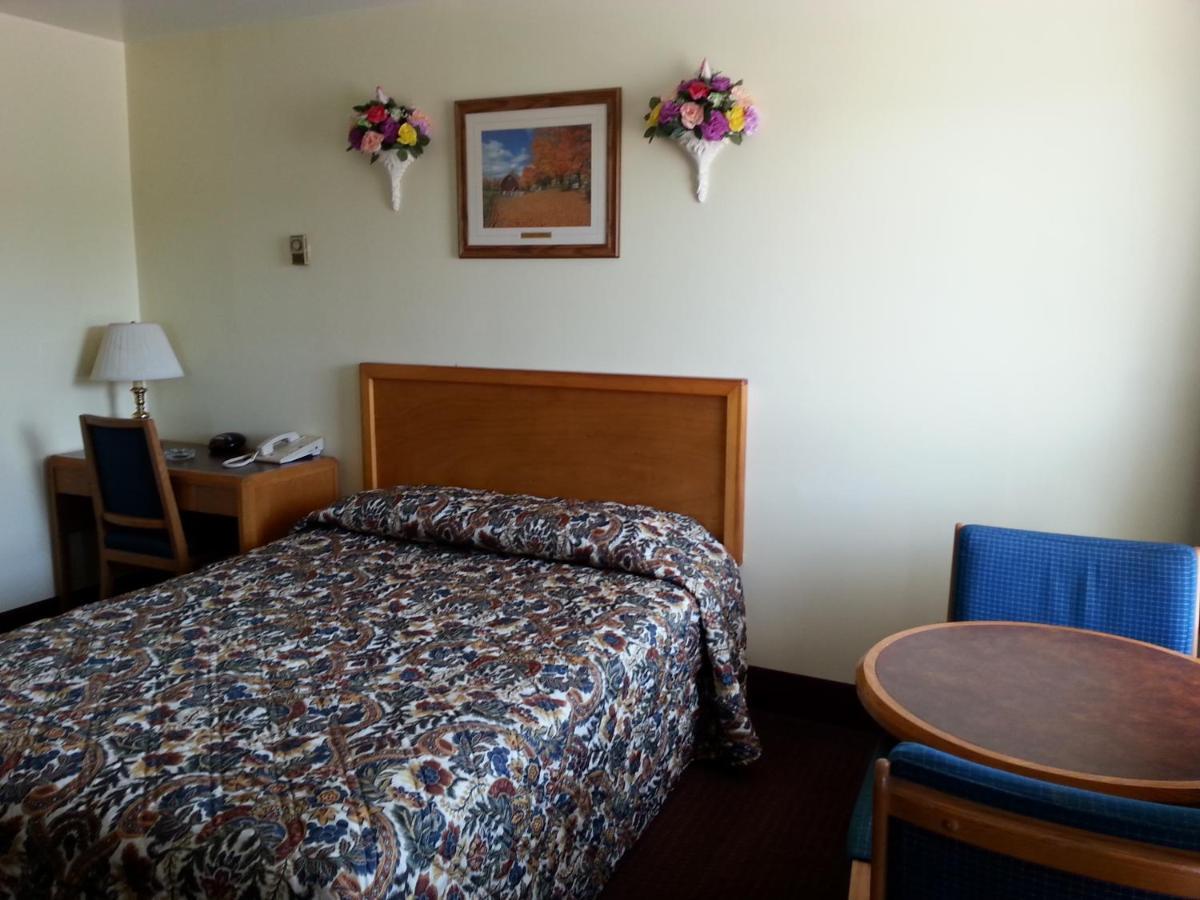 River Mist Inn Sturgeon Falls Exterior foto